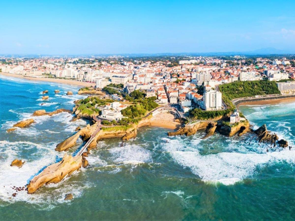 Charmant Studio En Centre-Ville Avec Piscine Proche Grande Plage - Fr-1-3-410 Biarritz Zewnętrze zdjęcie
